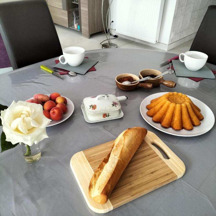 Valframbert Chez Nadine Bed & Breakfast エクステリア 写真